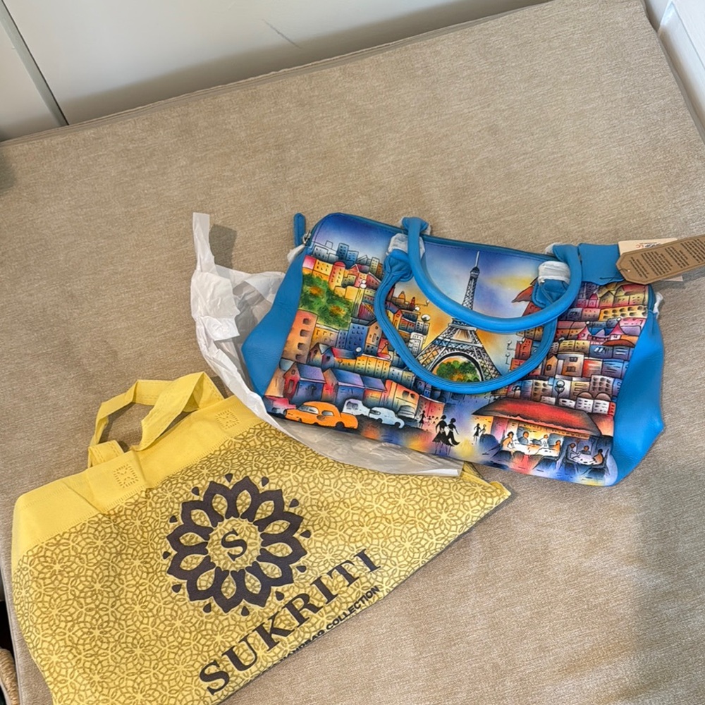 NWT Sukriti Handpainted Genuine Leather Handbag Paris Scene